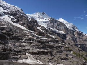 7-16 2 ﾕﾝｸﾞﾌﾗｳ：ｱｲｶﾞｰｸﾞﾚｼｬｰ付近より